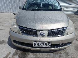 View NISSAN TIIDA 2005   Breaking