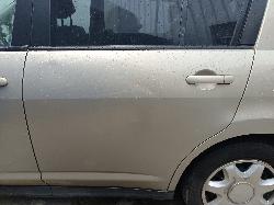 View NISSAN TIIDA 2005   Breaking