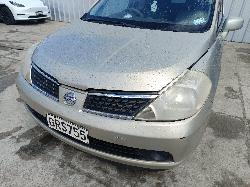 View NISSAN TIIDA 2005   Breaking