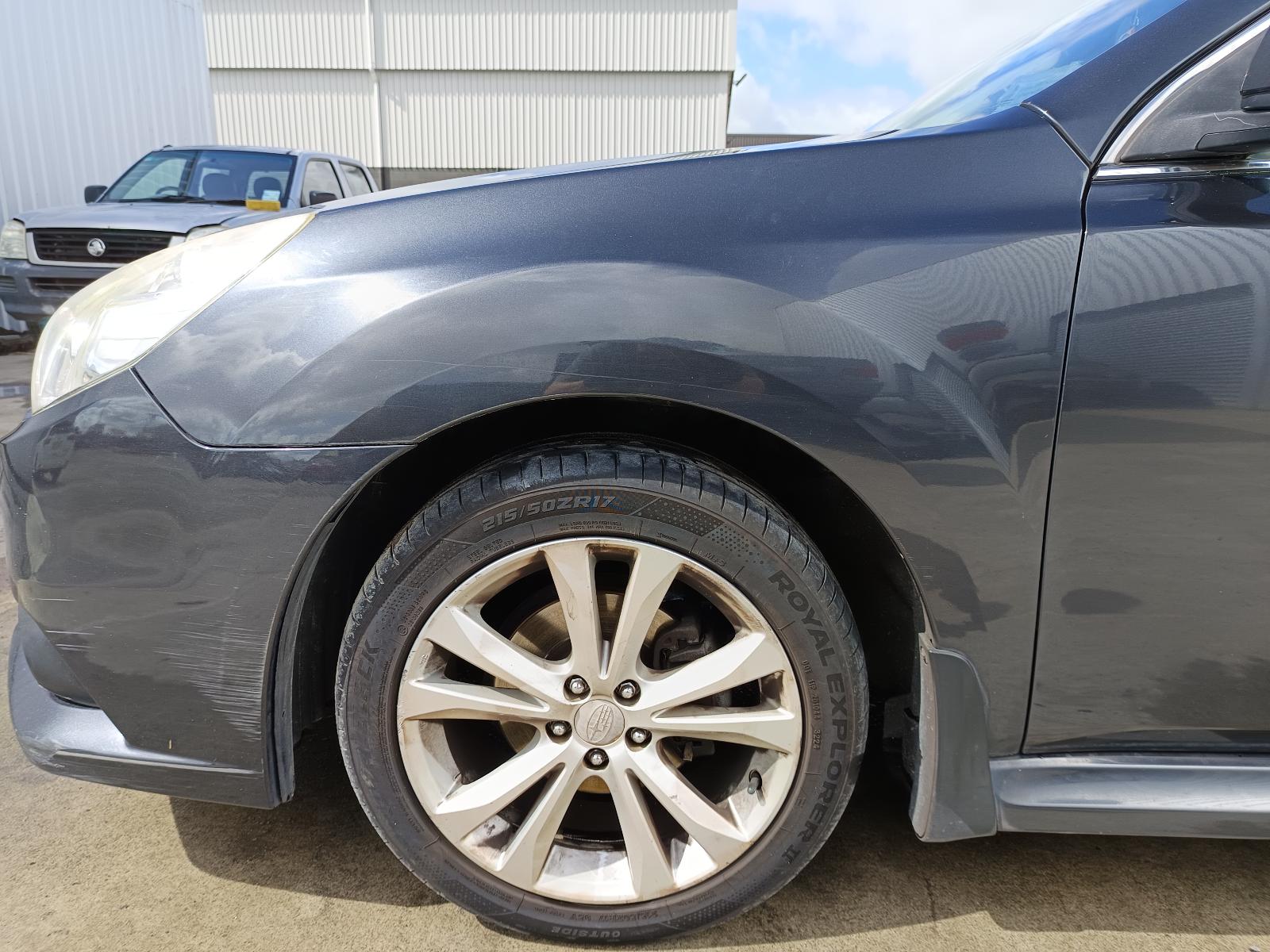 View SUBARU LIBERTY 2014   Breaking