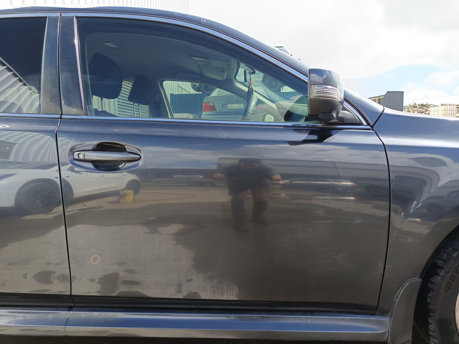 View SUBARU LIBERTY 2014   Breaking
