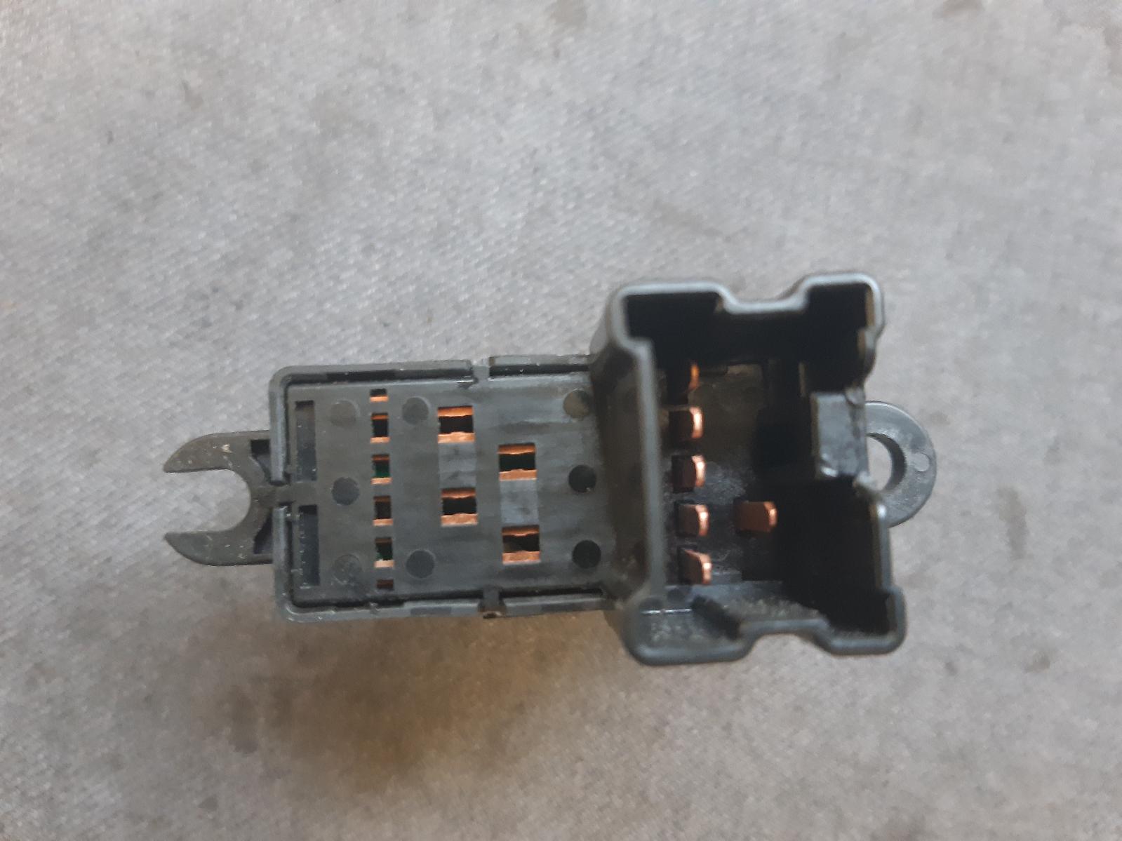 2008 NISSAN DUALIS Pwr Dr Wind Switch Contact us for Photo