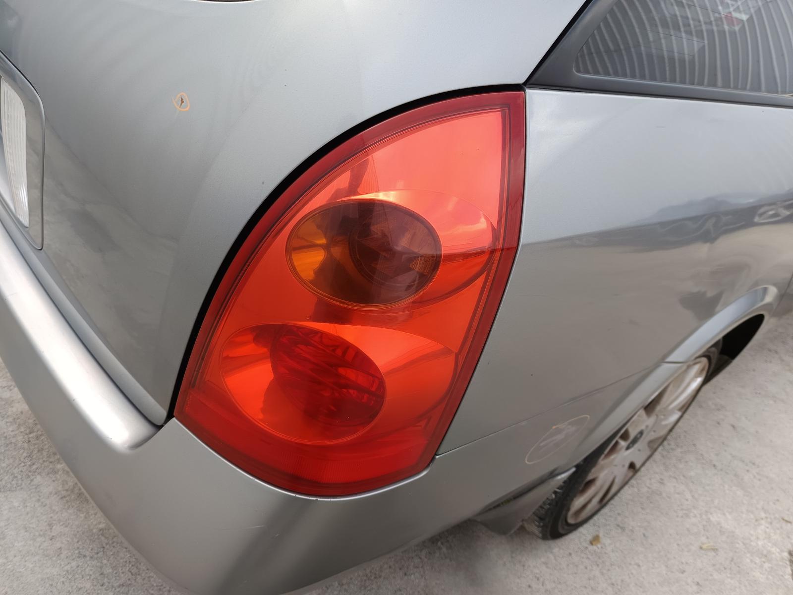 View NISSAN PRIMERA 2002   Breaking