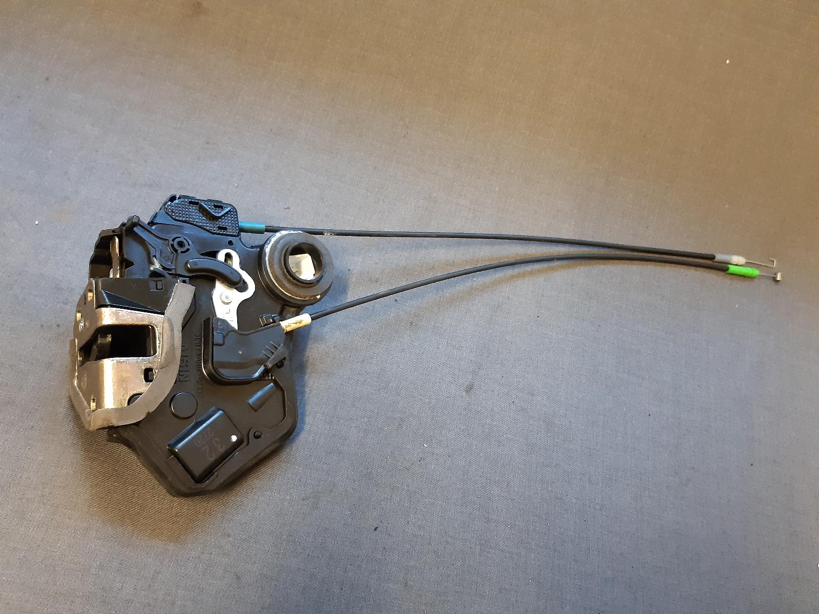 2004 TOYOTA IST (NZ ONLY) Door/Boot/Gate Lock Contact us for Photo