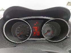 View MITSUBISHI OUTLANDER 2006   Breaking