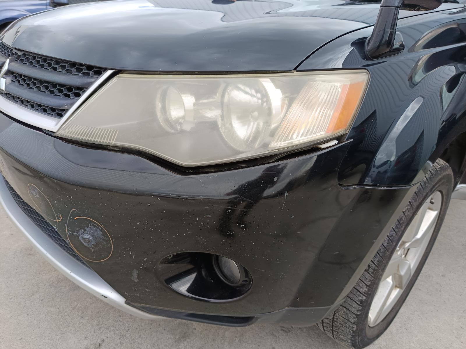 View MITSUBISHI OUTLANDER 2006   Breaking