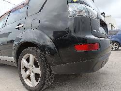 View MITSUBISHI OUTLANDER 2006   Breaking