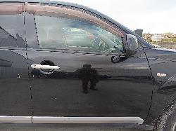 View MITSUBISHI OUTLANDER 2006   Breaking