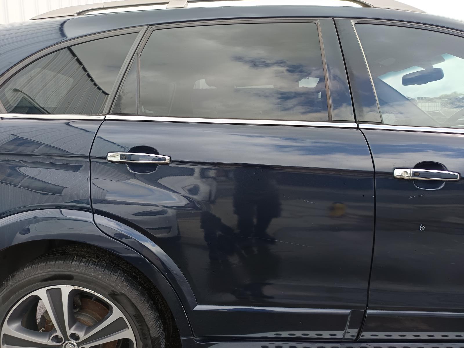 View HOLDEN CAPTIVA 2017   Breaking