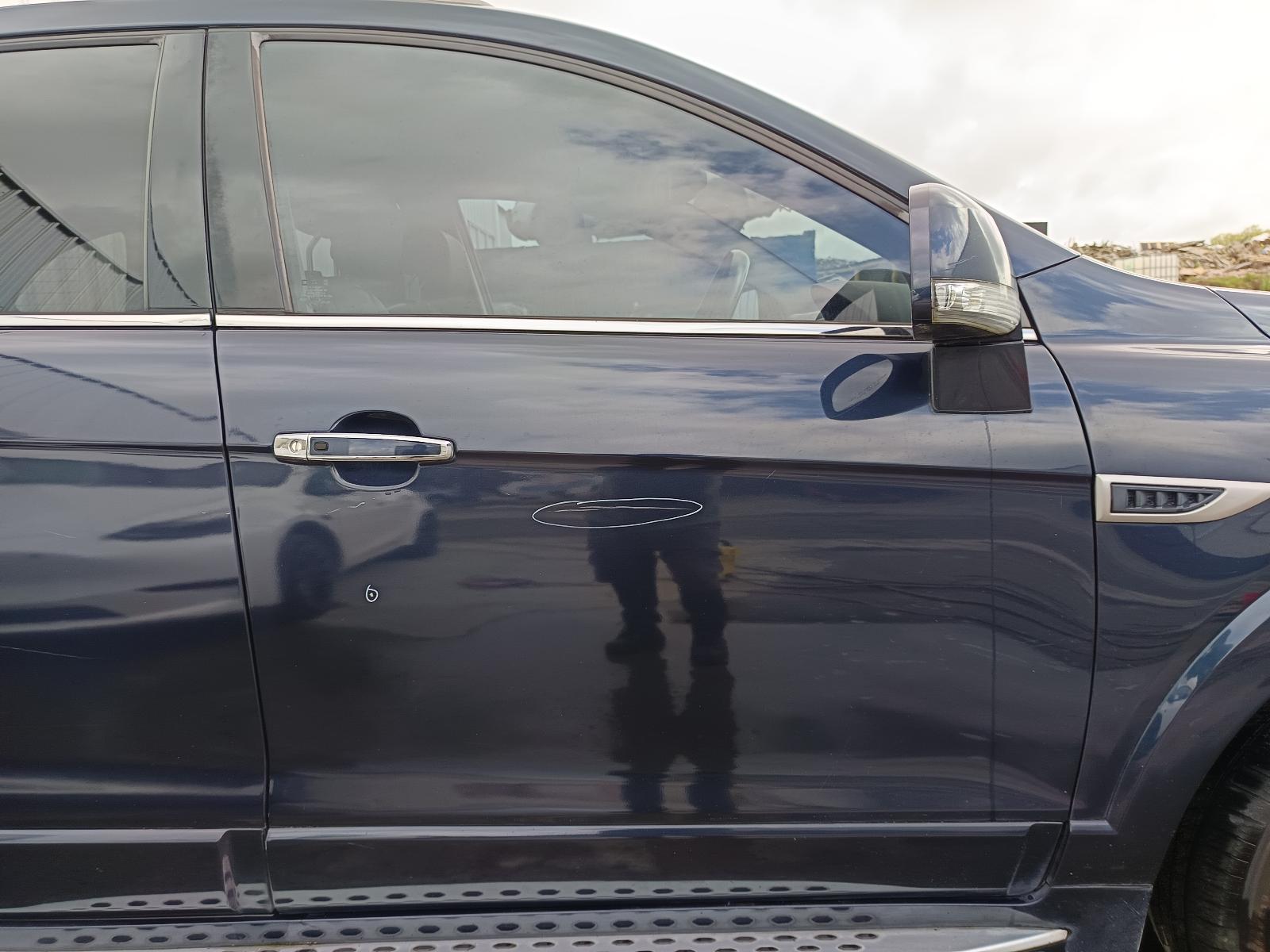 View HOLDEN CAPTIVA 2017   Breaking