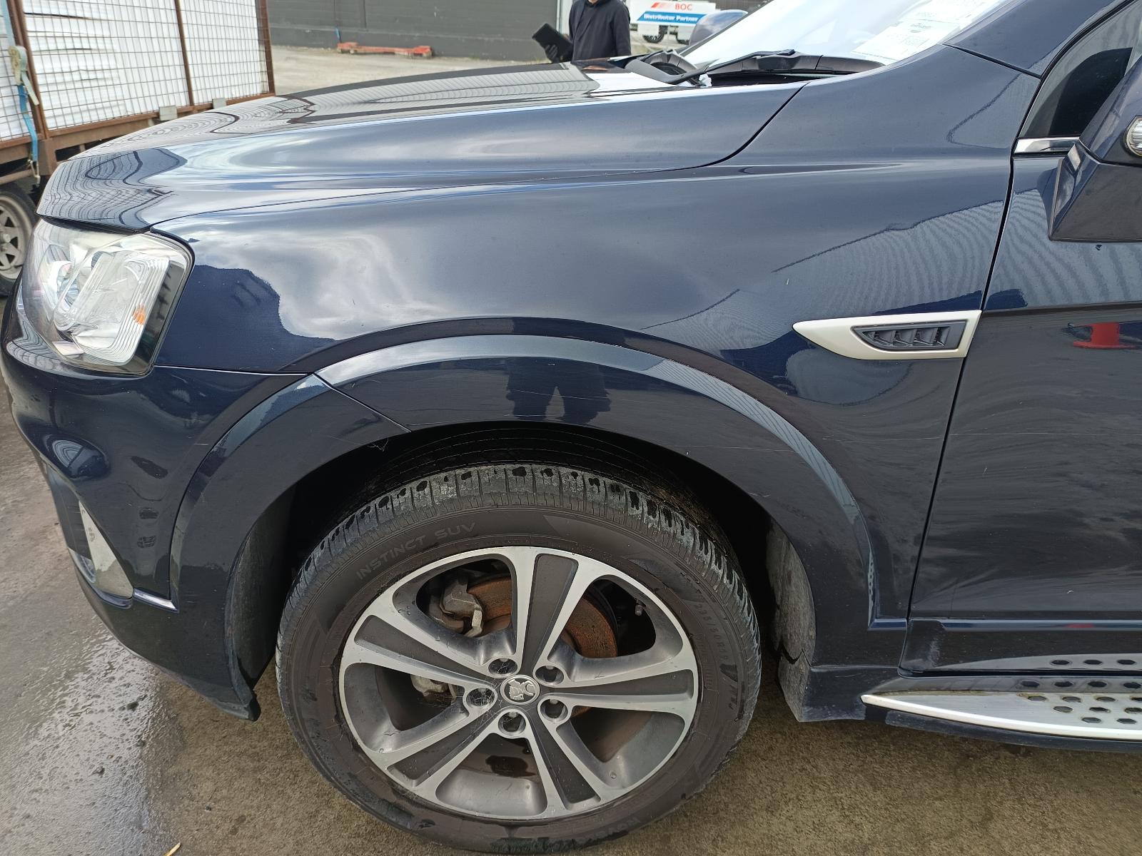 View HOLDEN CAPTIVA 2017   Breaking