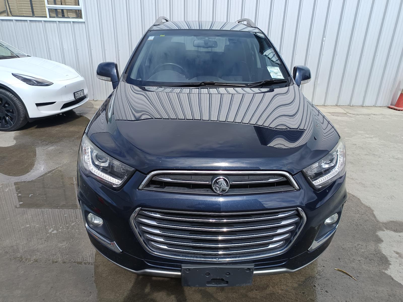 View HOLDEN CAPTIVA 2017   Breaking