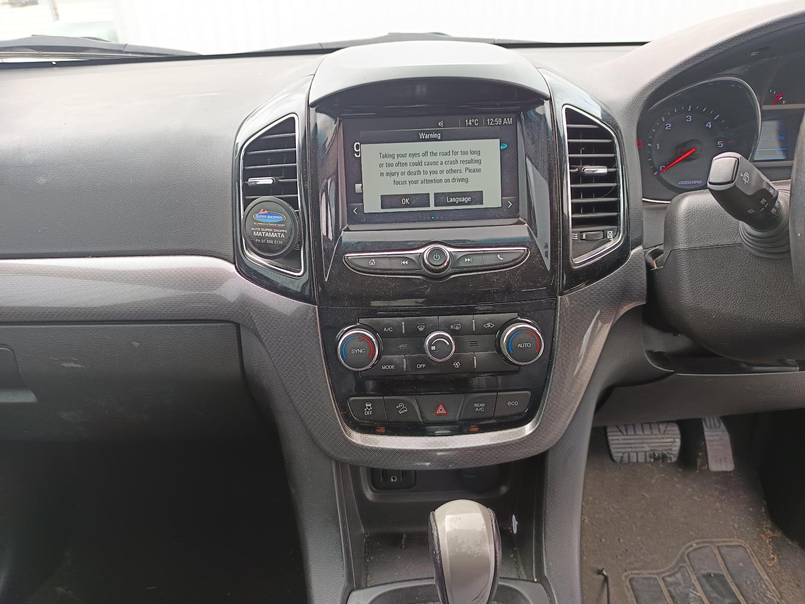 View HOLDEN CAPTIVA 2017   Breaking