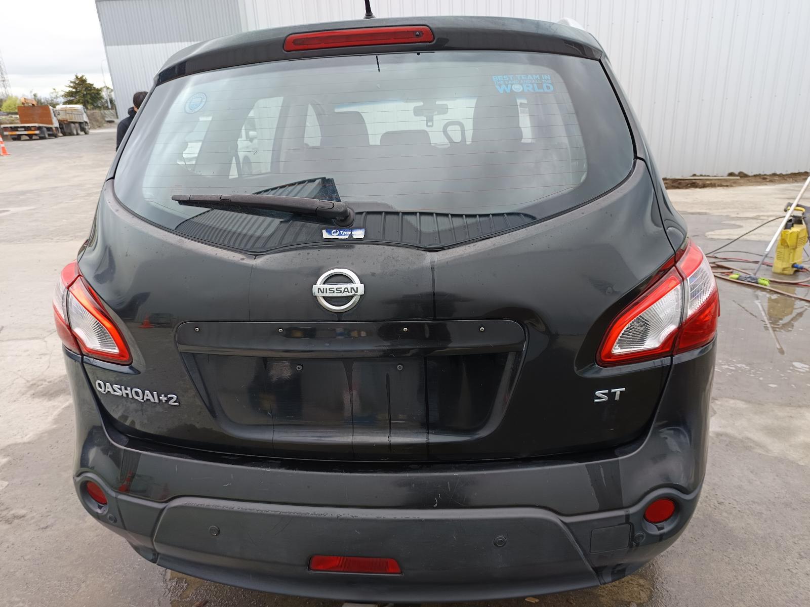 View NISSAN DUALIS 2011 5_DOOR Station Wagon Breaking