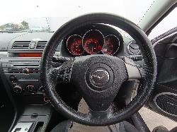 View MAZDA 3 2006 5_DOOR Hatchback Breaking