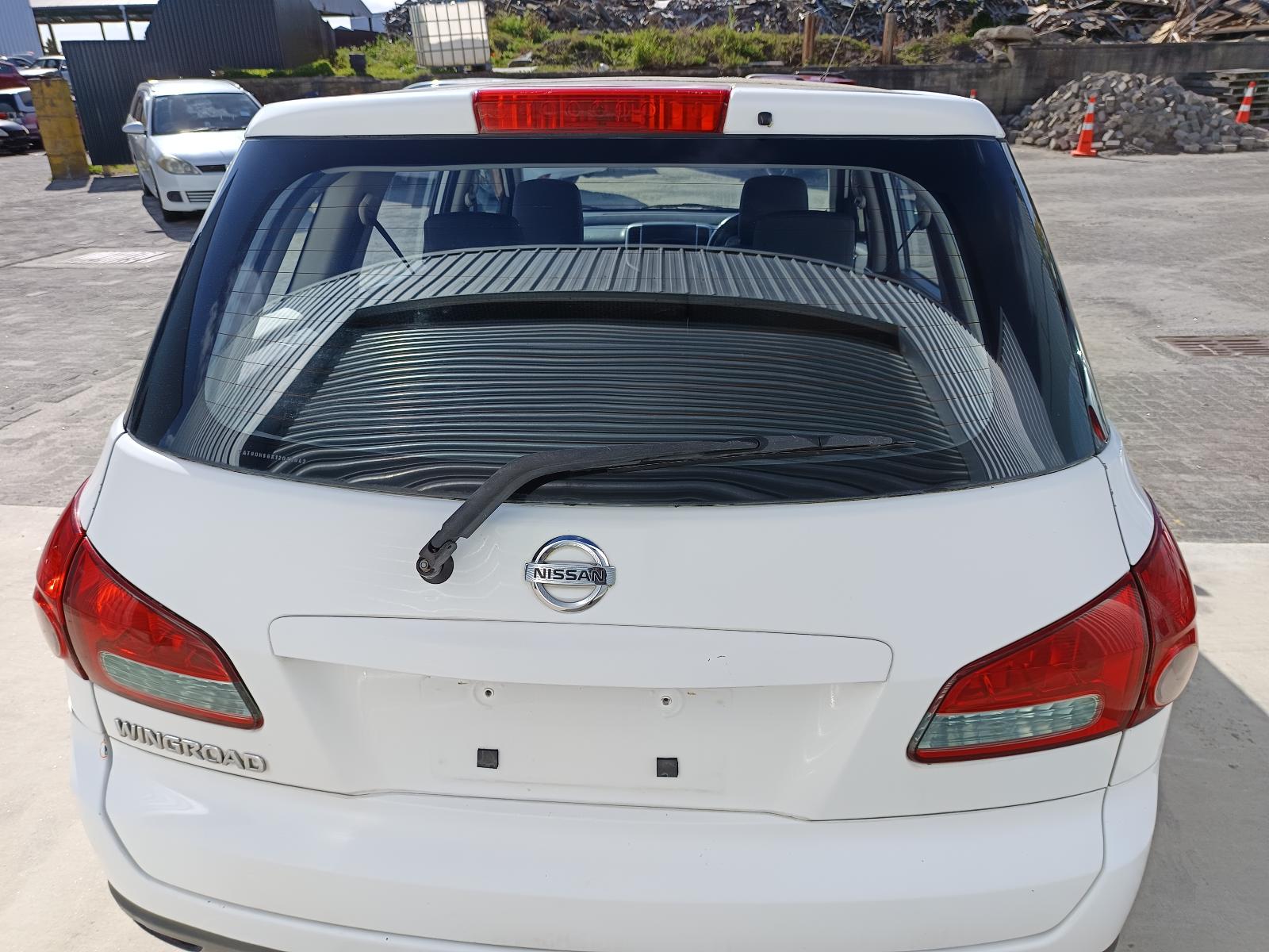 View NISSAN AD 2006 5_DOOR Station Wagon Breaking