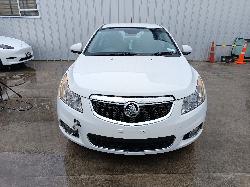 View HOLDEN CRUZE 2013 5_DOOR Sedan Breaking
