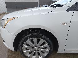 View HOLDEN CRUZE 2013 5_DOOR Sedan Breaking