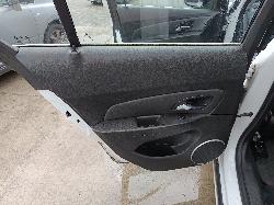 View HOLDEN CRUZE 2013 5_DOOR Sedan Breaking