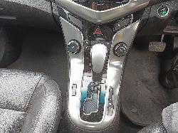 View HOLDEN CRUZE 2013 5_DOOR Sedan Breaking
