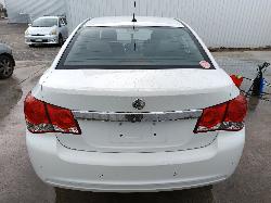 View HOLDEN CRUZE 2013 5_DOOR Sedan Breaking