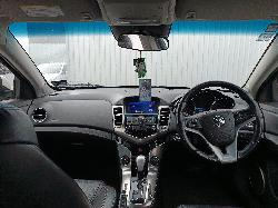 View HOLDEN CRUZE 2013 5_DOOR Sedan Breaking
