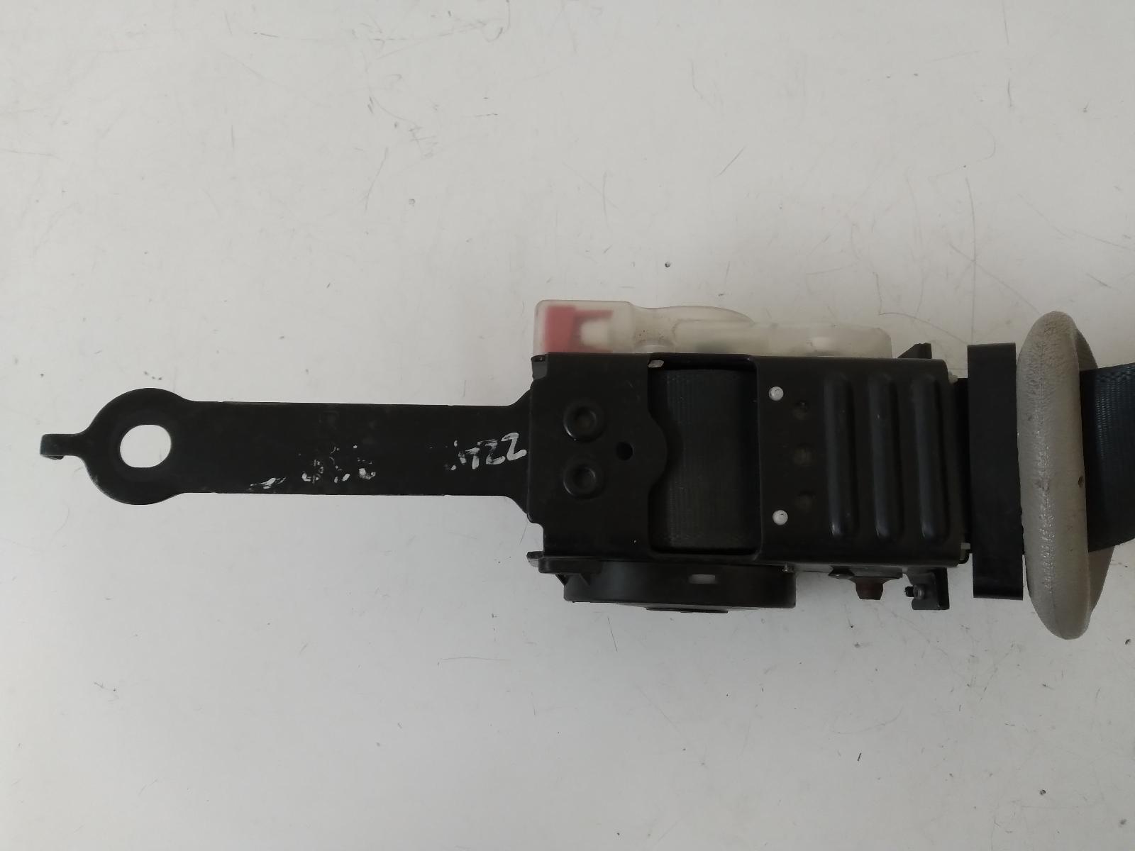1997 NISSAN BLUEBIRD Seatbelt/Stalk Contact us for Photo