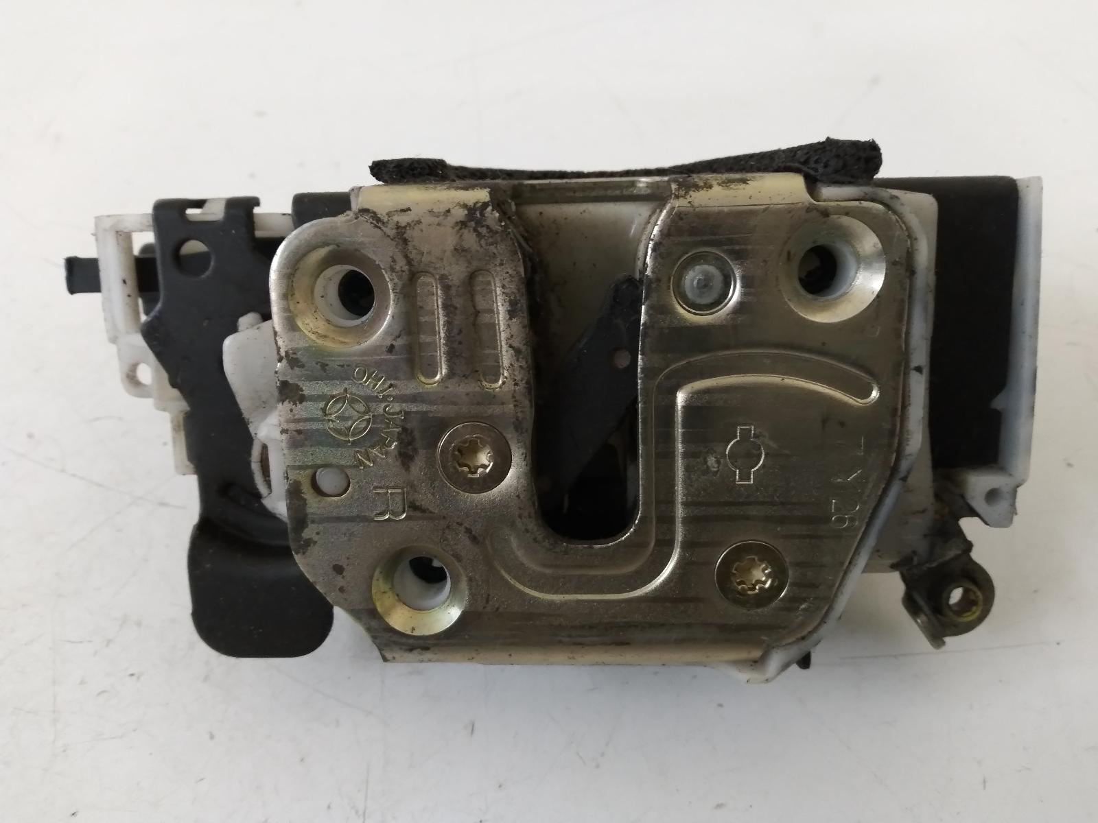 1998 NISSAN BLUEBIRD Door/Boot/Gate Lock Contact us for Photo
