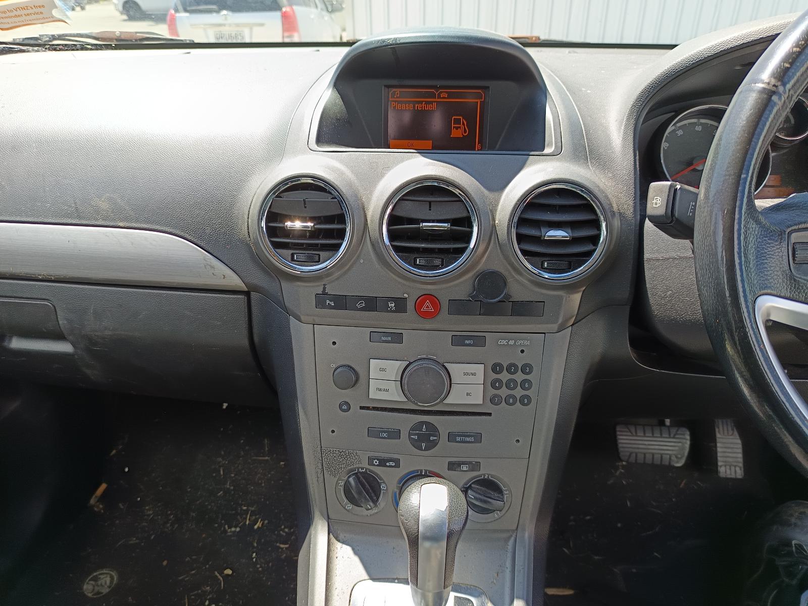 View HOLDEN CAPTIVA 2010 5_DOOR Station Wagon Breaking