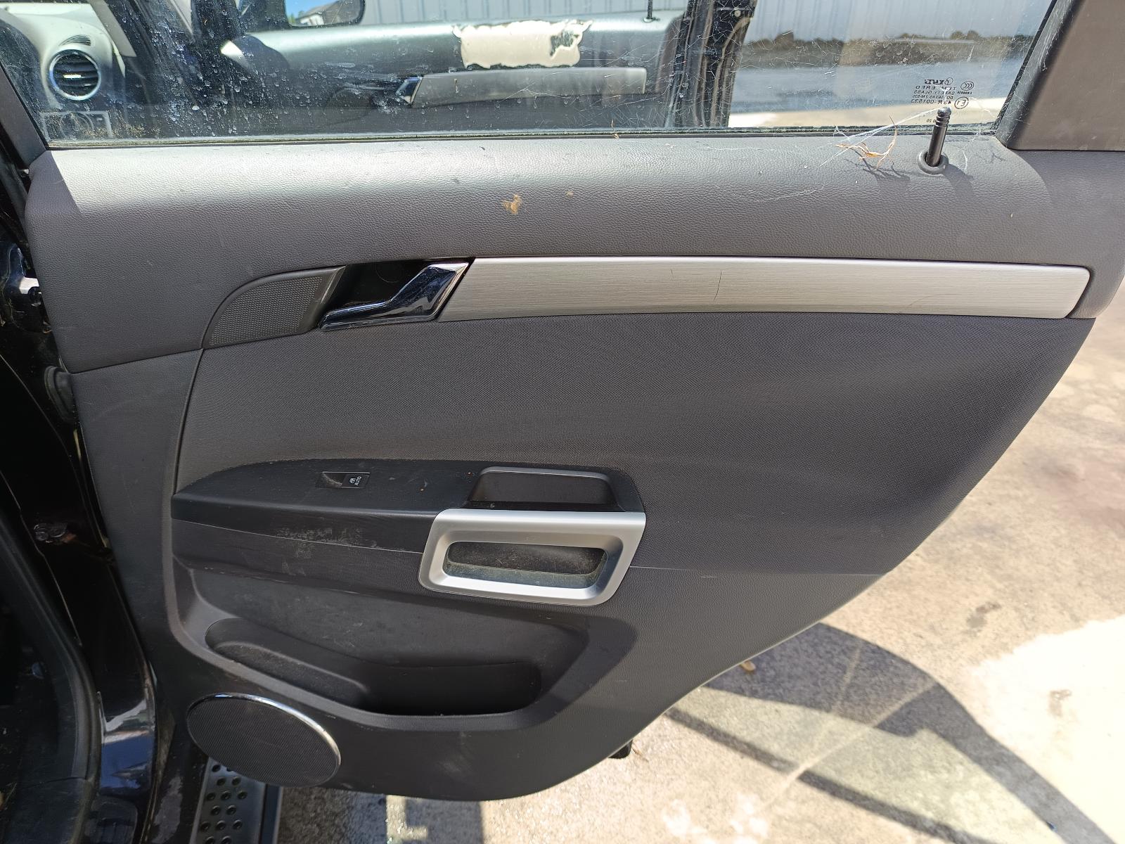 View HOLDEN CAPTIVA 2010 5_DOOR Station Wagon Breaking