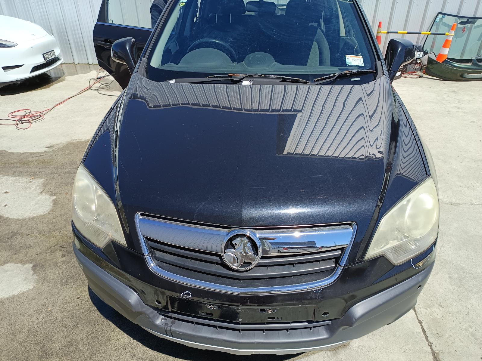 View HOLDEN CAPTIVA 2010 5_DOOR Station Wagon Breaking