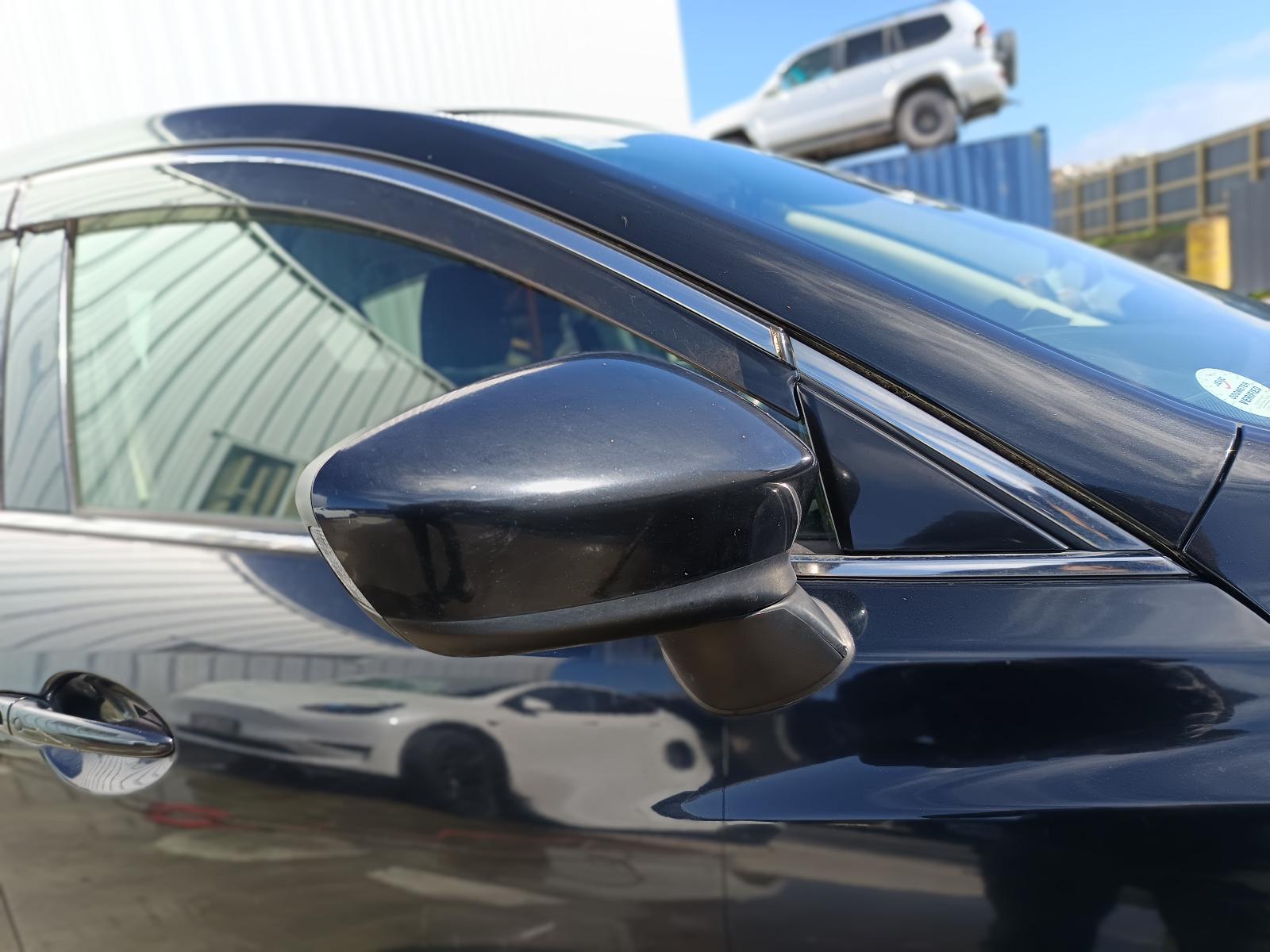 View MAZDA 6 2014   Breaking