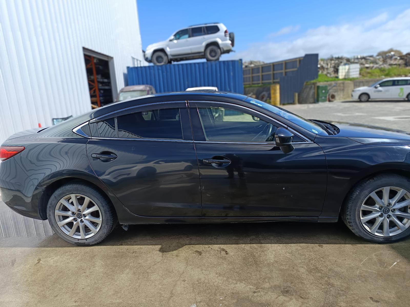 View MAZDA 6 2014   Breaking