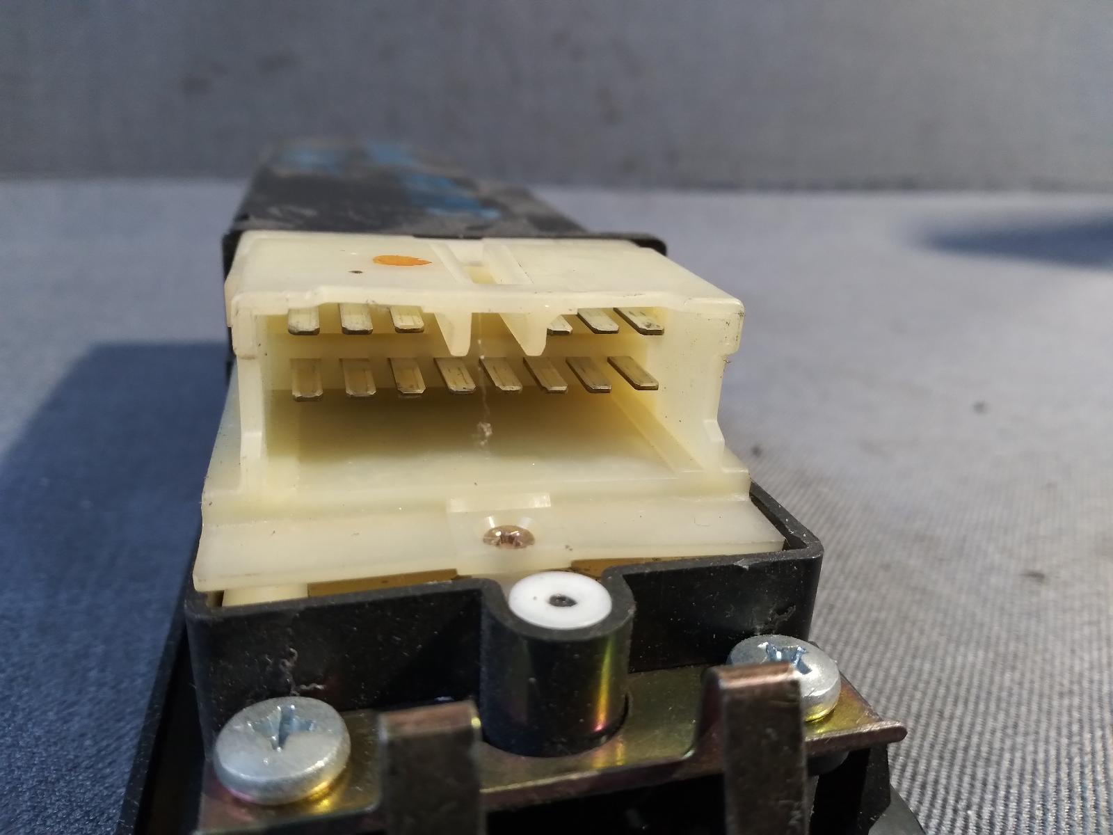 1996 TOYOTA CARINA Pwr Dr Wind Switch Contact us for Photo