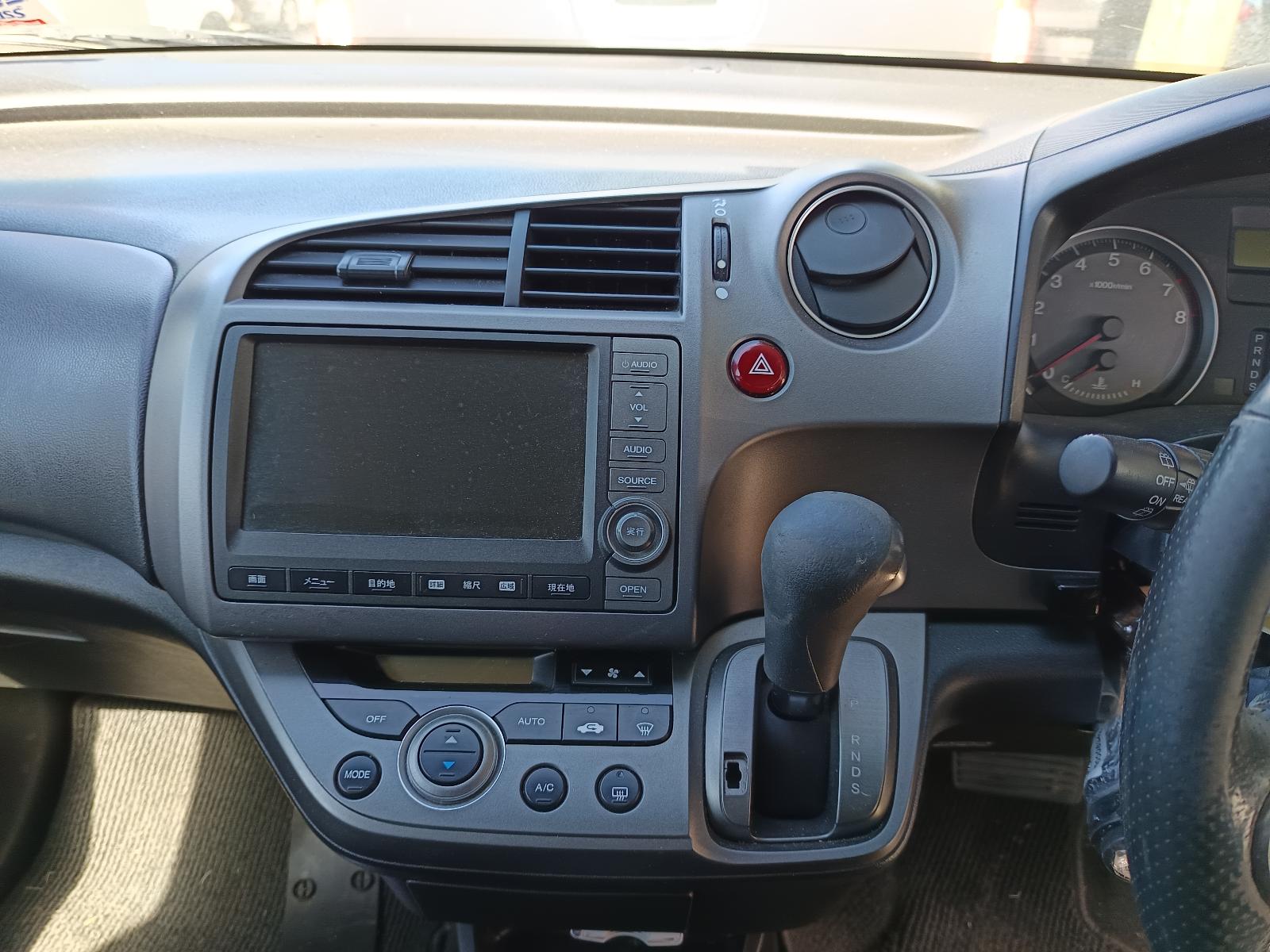 View HONDA STREAM 2007   Breaking