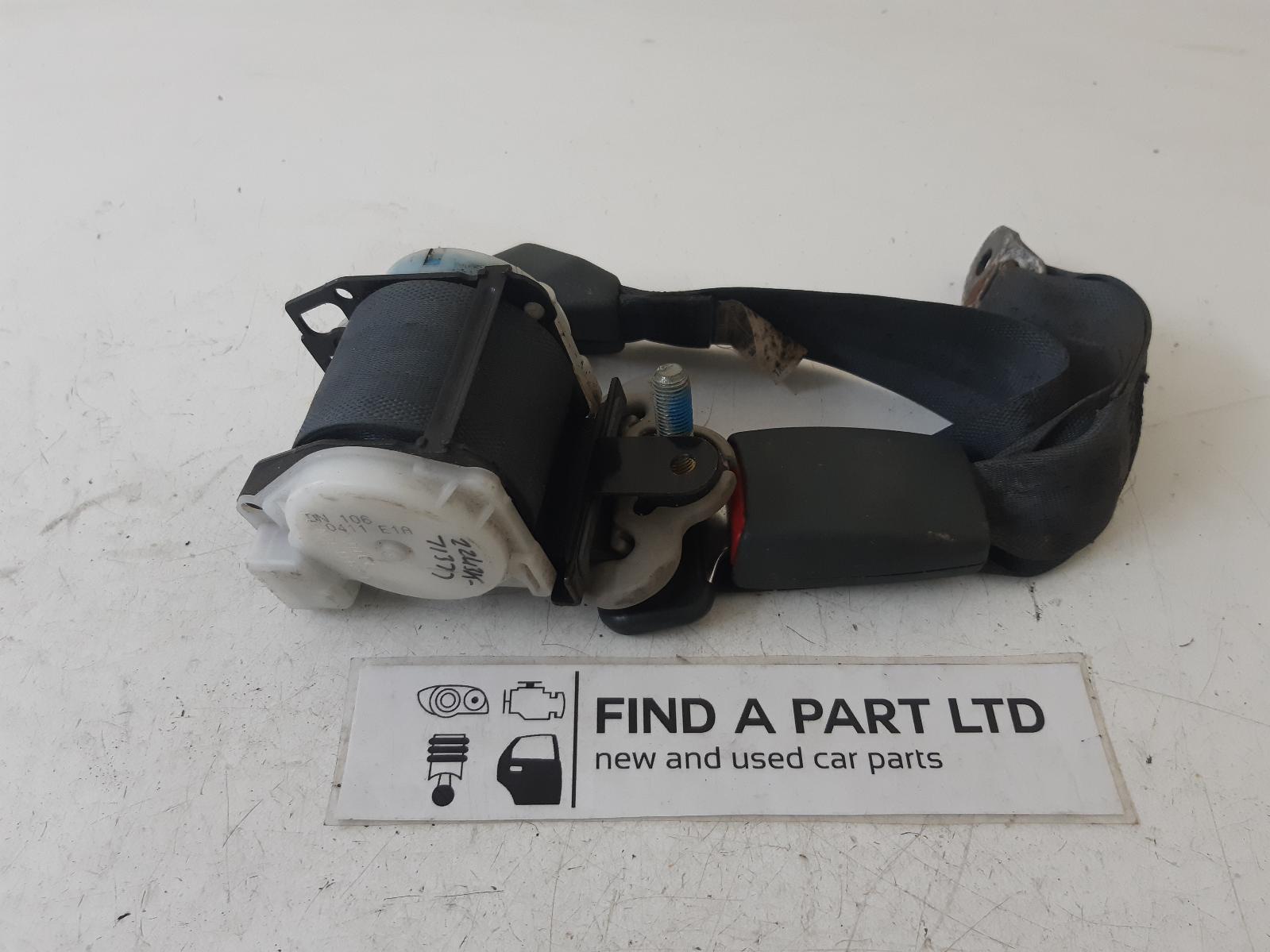 View Auto part Seatbelt/Stalk MITSUBISHI DION (NZ ONLY) 2001