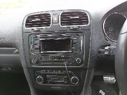 View VOLKSWAGEN GOLF 2011   Breaking