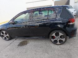 View VOLKSWAGEN GOLF 2011   Breaking