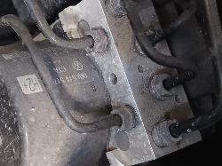 View VOLKSWAGEN GOLF 2011   Breaking