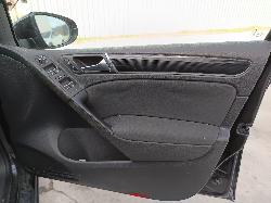 View VOLKSWAGEN GOLF 2011   Breaking