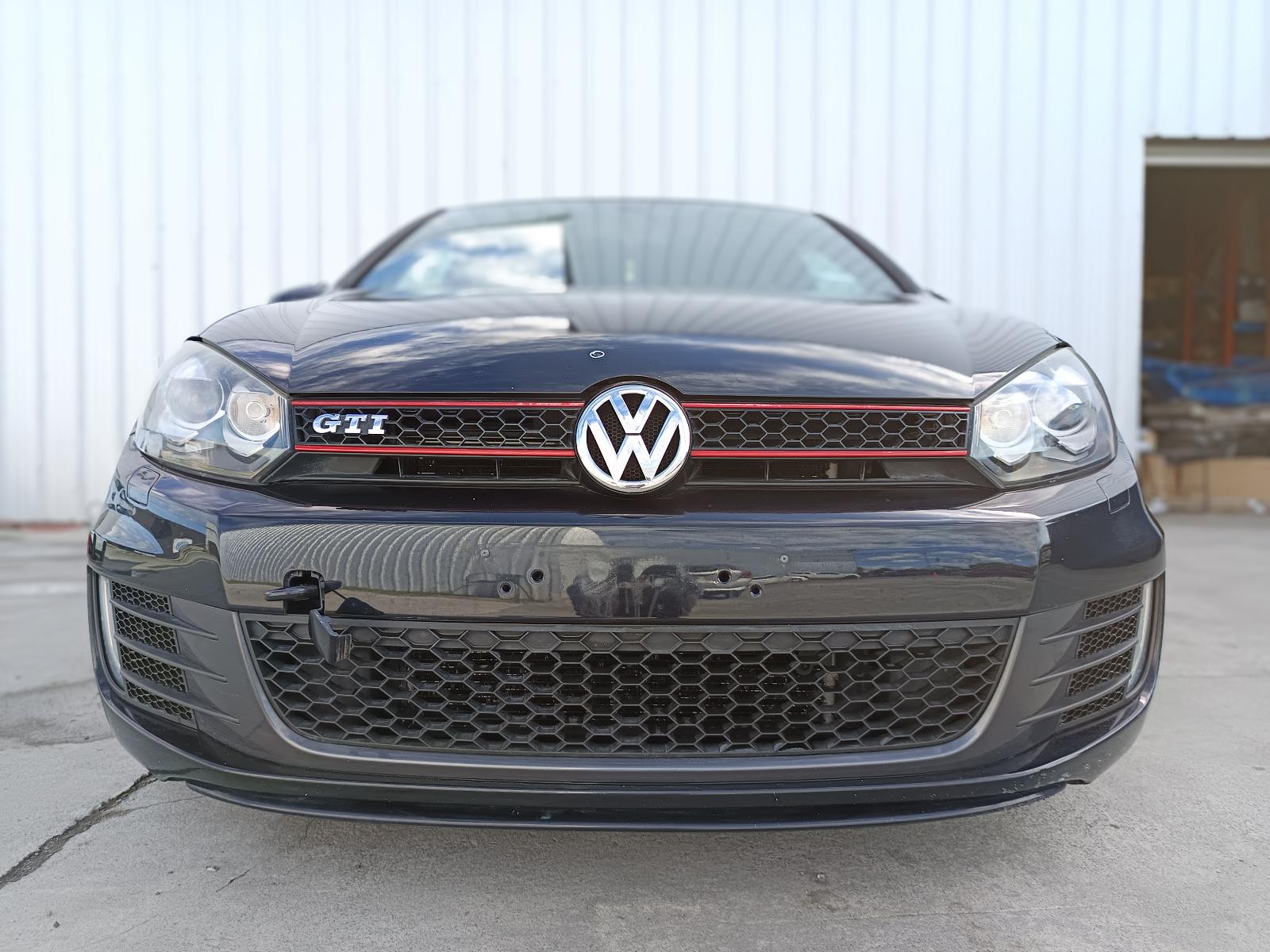 View Auto part Fuel Door / Filler VOLKSWAGEN GOLF 2011