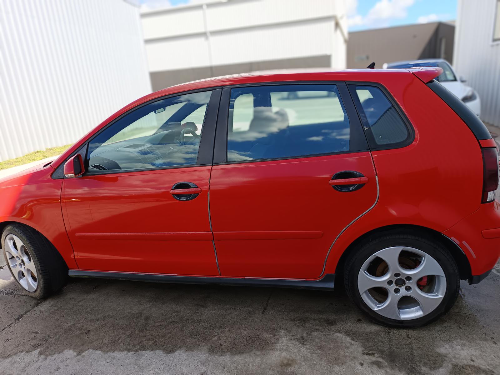 View VOLKSWAGEN POLO 2008   Breaking