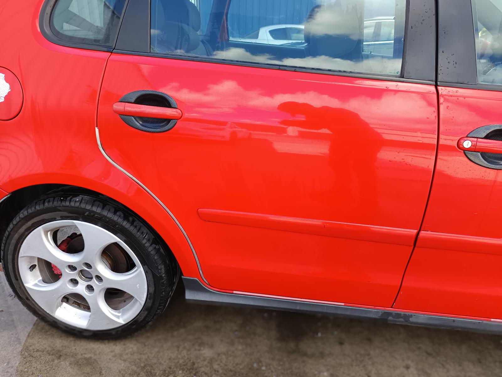 View VOLKSWAGEN POLO 2008   Breaking