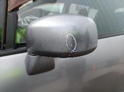 View NISSAN TIIDA 2006   Breaking