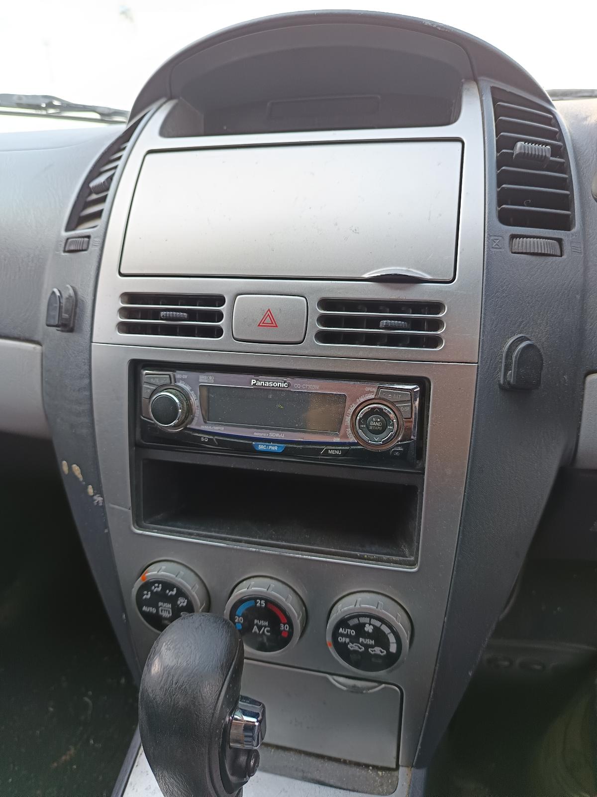 View NISSAN AD 2004   Breaking