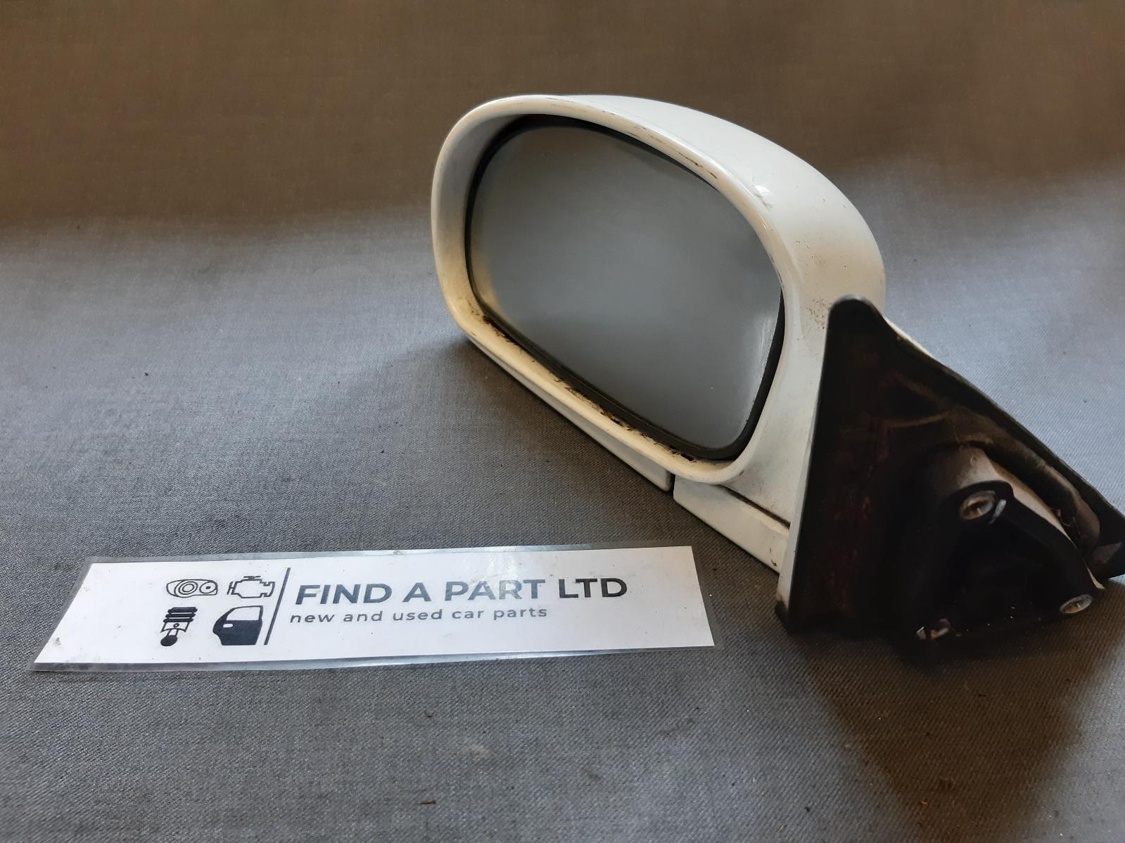 View Auto part Left Door Mirror HYUNDAI LANTRA 2000
