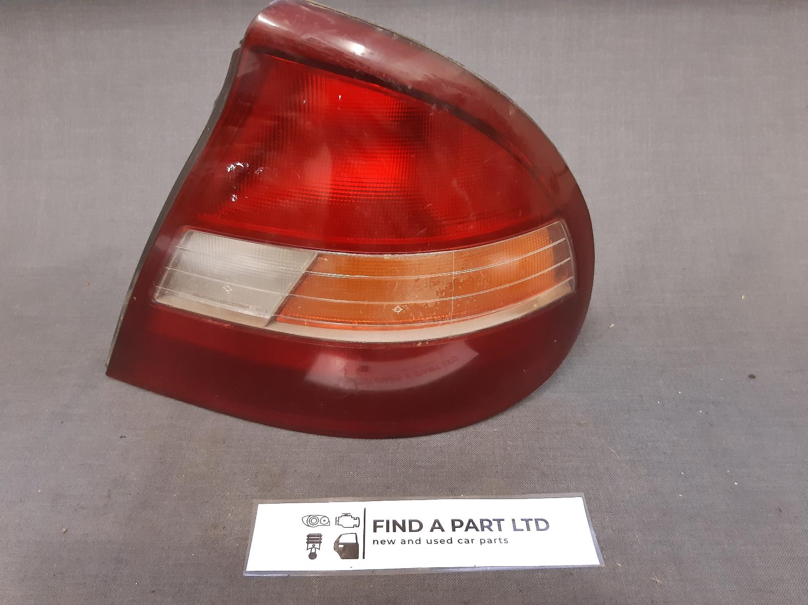 View Auto part Right Taillight HYUNDAI SONATA 1998