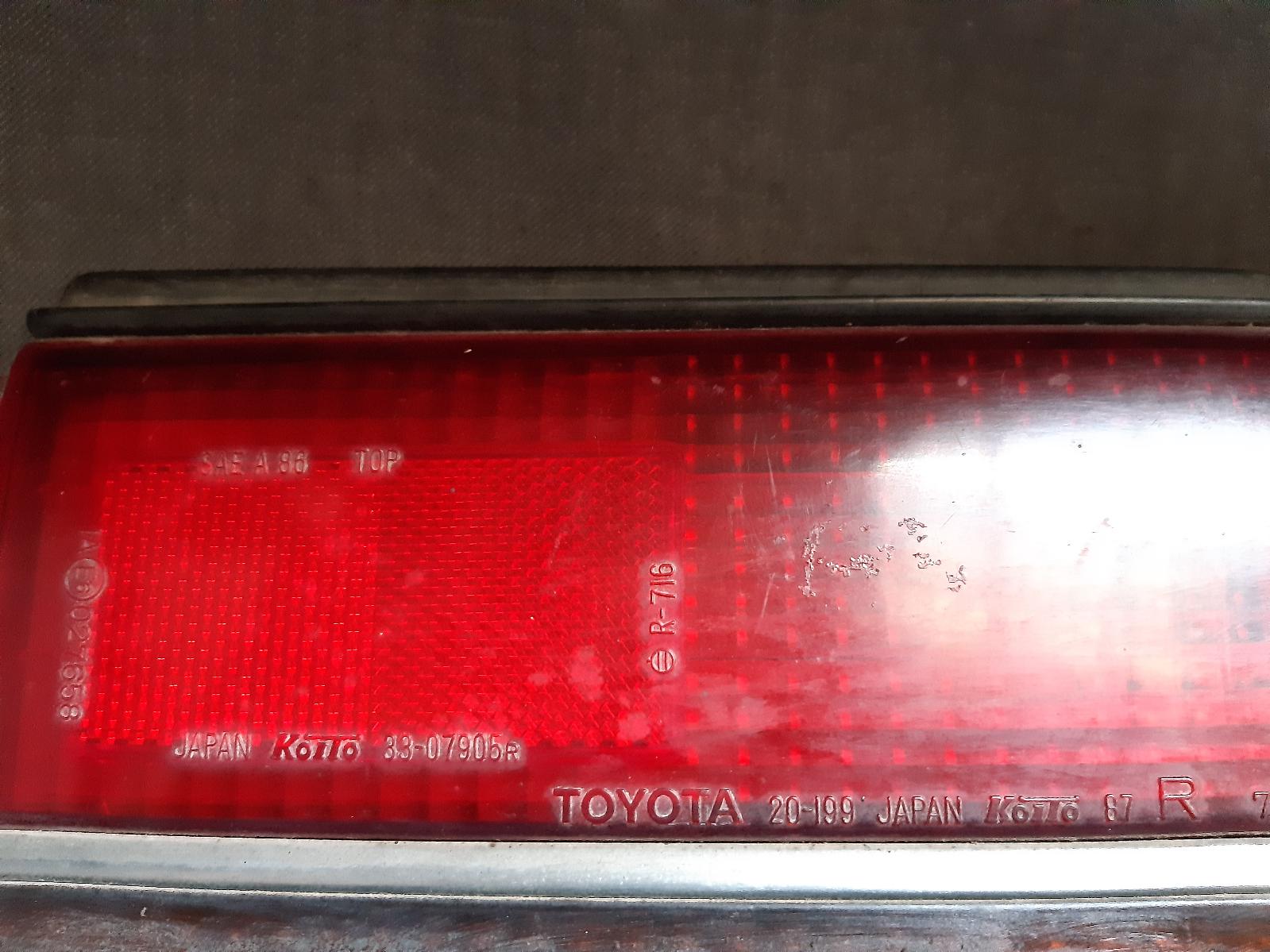 1990 TOYOTA CORONA Right Taillight Contact us for Photo