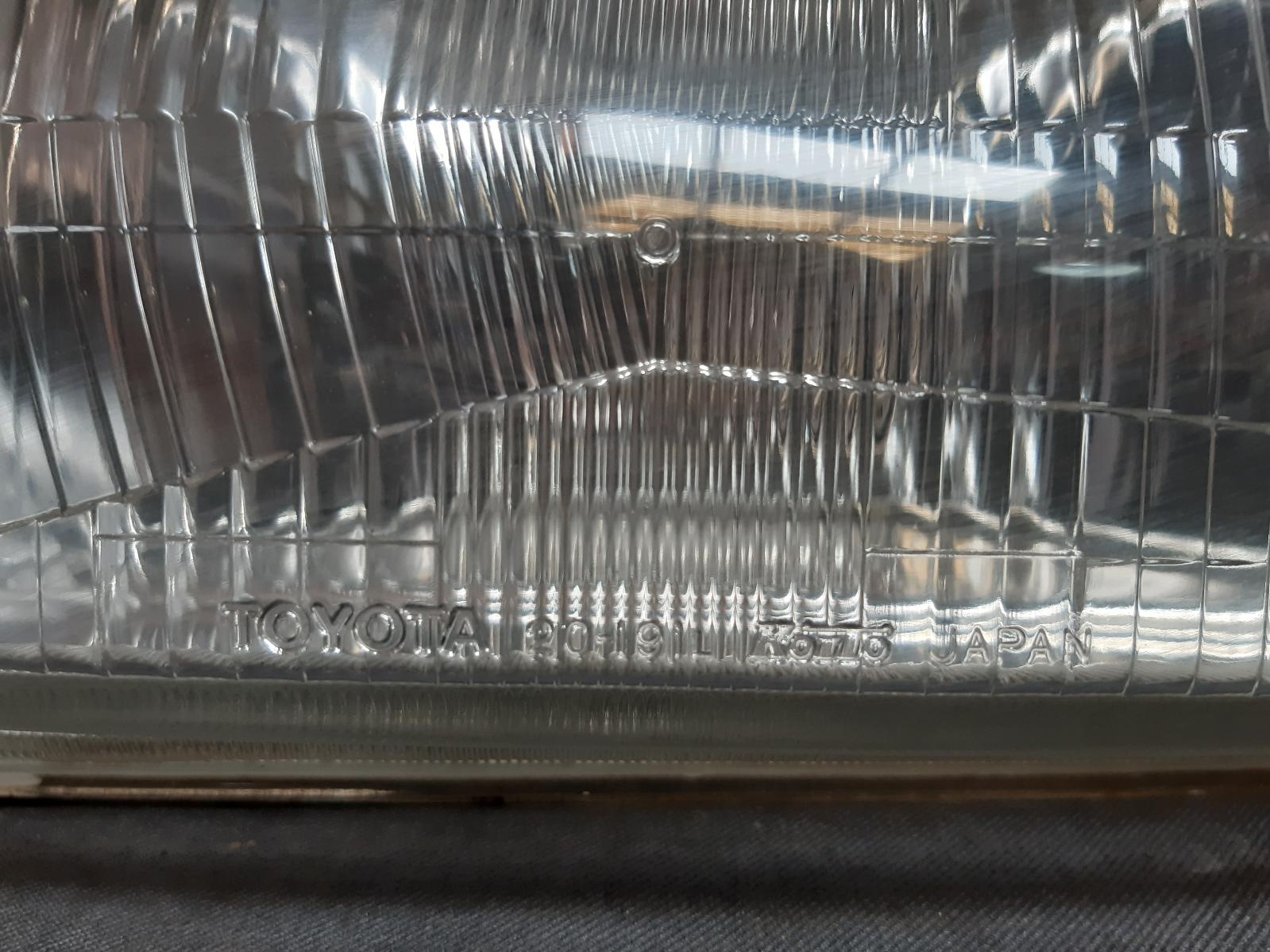 1990 TOYOTA CORONA Left Headlamp Contact us for Photo