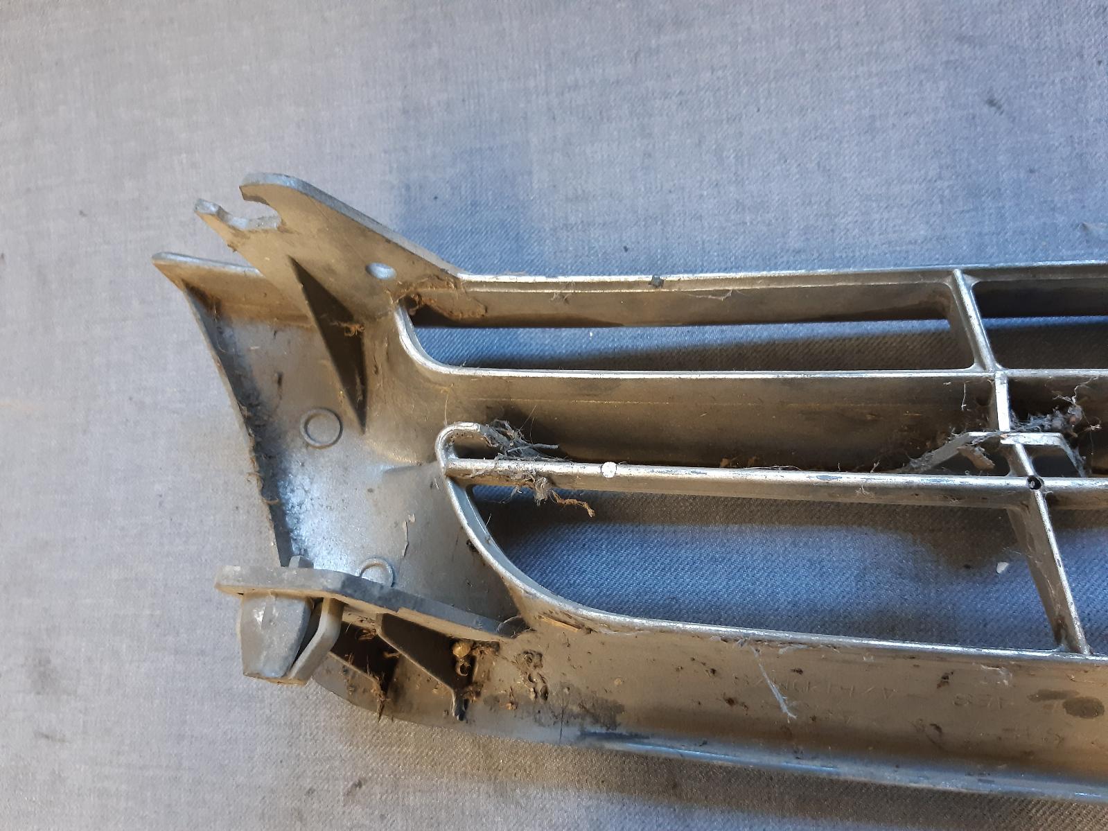 1994 TOYOTA CALDINA Grille Contact us for Photo